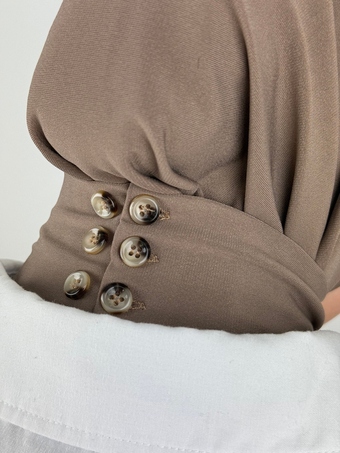 Instant hijaab Ash brown