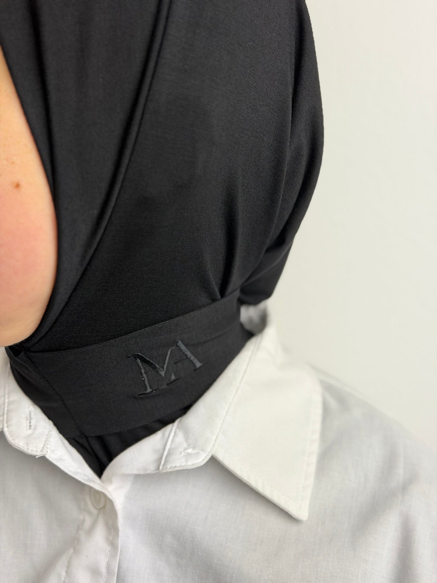 Instant hijaab bamboo black